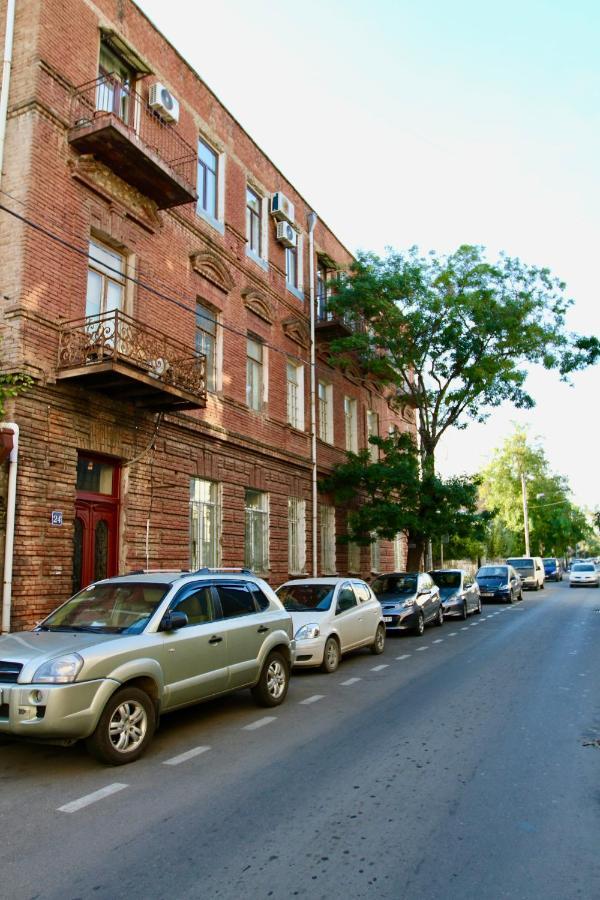 Pigeon Guest House Tbilisi Eksteriør bilde