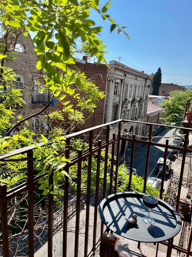 Pigeon Guest House Tbilisi Eksteriør bilde